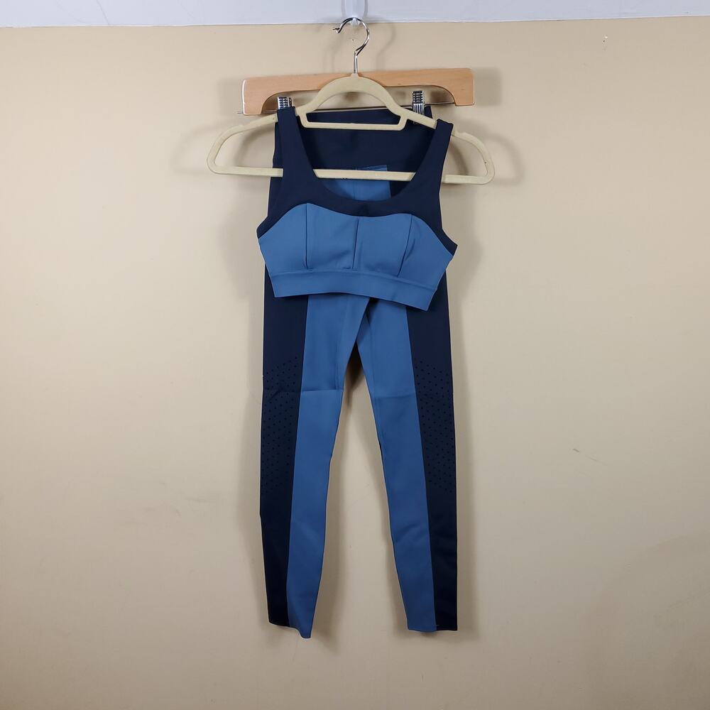 DLC Activewear Matching Rival Sports Bra and Resistance Leggings in Dusk Size XS